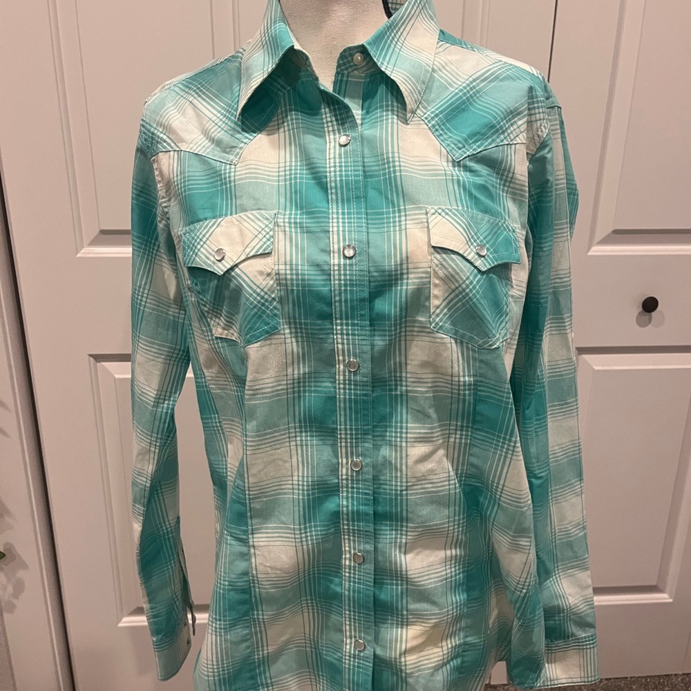Wrangler Turquoise and White Plaid Button Down Shirt